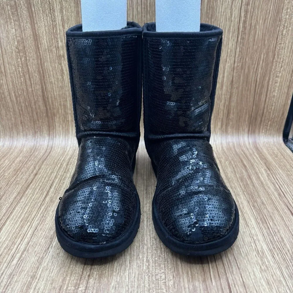UGG CLASSIC SHORT SEQUIN SPARKLES BLACK BOOTS US 6/ EU‎ 37/ UK 4.5